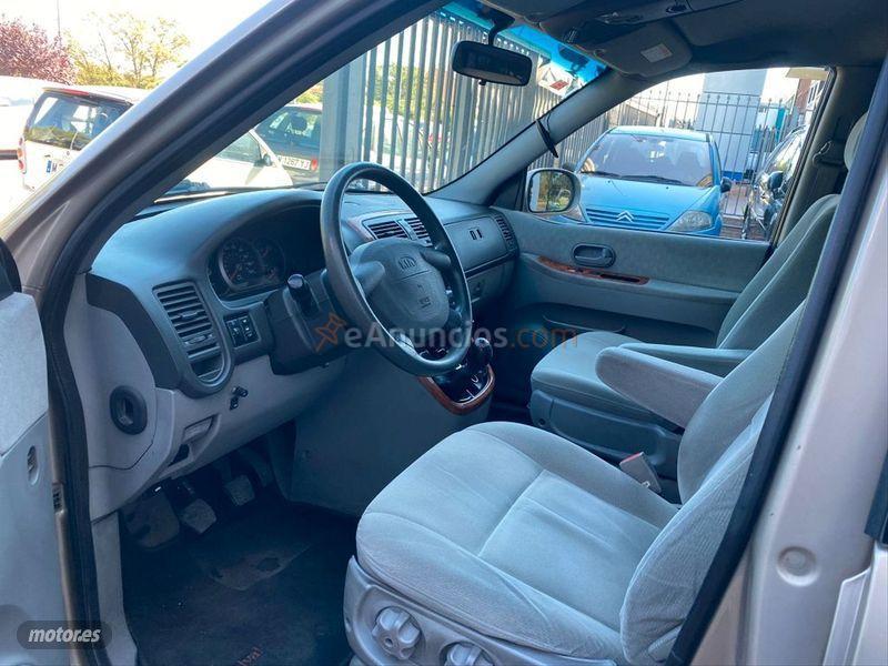 Kia Carnival 2.9 CRDi EX de 2005 con 227.000 Km por 2.999 EUR. en Toledo