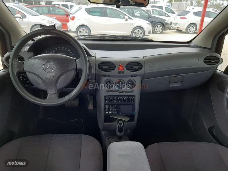 Mercedes Clase A A 160 AVANTGARDE de 2000 con 139.500 Km por 2.690 EUR. en Alicante