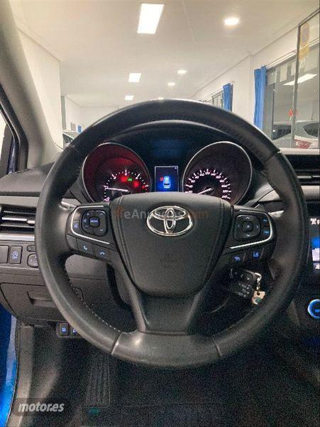 Toyota Avensis 2.0 150D EXECUTIVE TS de 2016 con 149.000 Km por 13.500 EUR. en Murcia