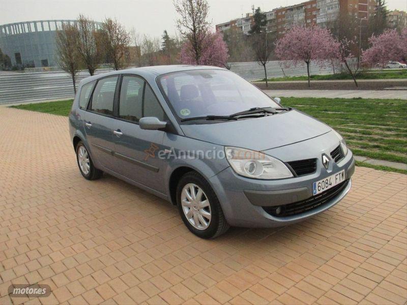 Renault Grand Scenic Luxe Dynamique 1.9dCi EU4 de 2006 con 195.000 Km por 3.750 EUR. en Madrid