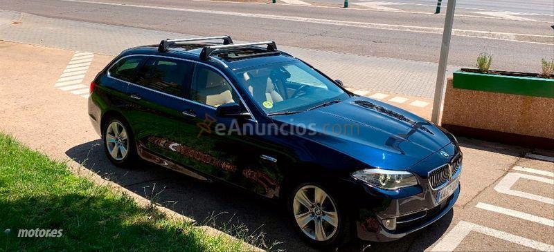 BMW Serie 5 530dA xDrive Touring de 2013 con 220.000 Km por 15.900 EUR. en Madrid