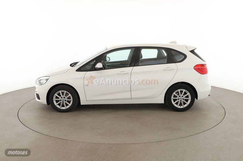 BMW Serie 2 216d de 2017 con 101.176 Km por 15.699 EUR. en Malaga