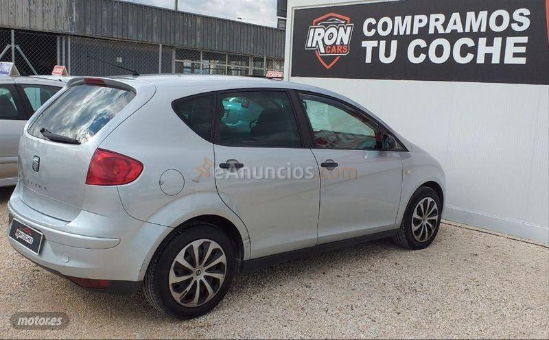 Seat Altea 1.6 102cv Reference de 2007 con 215.000 Km por 3.800 EUR. en Alicante