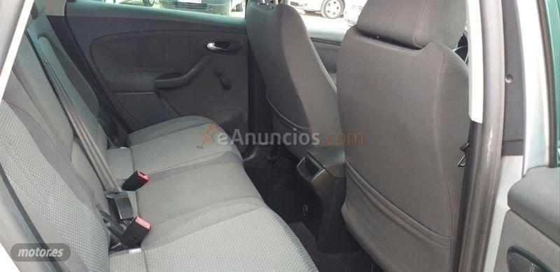 Seat Altea 1.6 102cv Reference de 2007 con 215.000 Km por 3.800 EUR. en Alicante