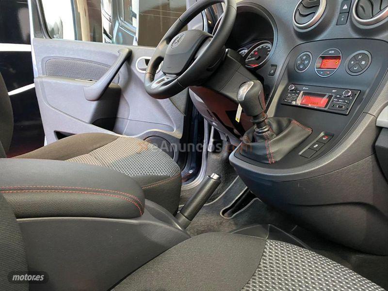 Mercedes Citan 109 CDI Tourer Plus Largo de 2020 con 28.000 Km por 15.900 EUR. en Leon
