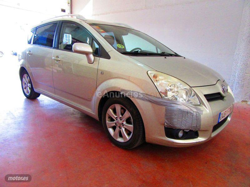 Toyota Corolla Verso 2.2 D4D 136cv Sol de 2007 con 313.834 Km por 2.400 EUR. en Toledo