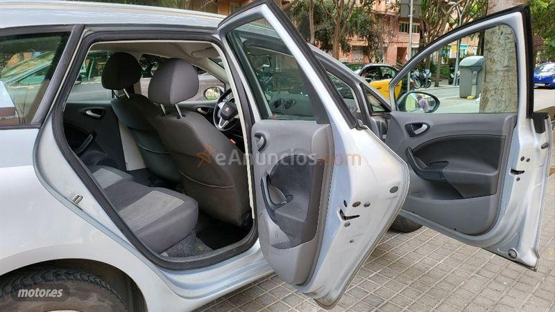 Seat Ibiza ST 1.6 TDI 105cv Style DPF de 2011 con 86.000 Km por 4.890 EUR. en Barcelona