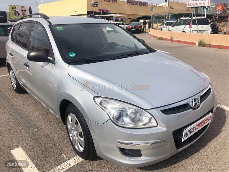 Hyundai i30 1.6 CVVT Style CW de 2008 con 168.000 Km por 5.950 EUR. en Alicante