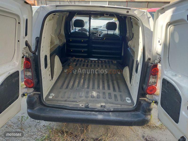 Citroen Berlingo Multispace FEEL BlueHDi 100 de 2016 con 160.000 Km por 6.528 EUR. en Madrid