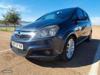 Opel Zafira Cosmo 1.9 CDTi 8v 120 CV de 2007 con 170.000 Km por 4.900 EUR. en Badajoz