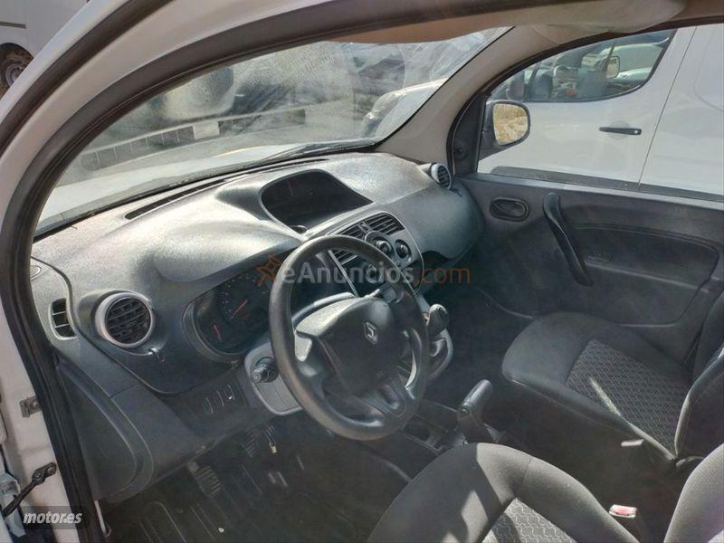 Renault Kangoo Combi Profesional M1AF dCi 75 2014 de 2015 con 150.000 Km por 5.990 EUR. en Madrid