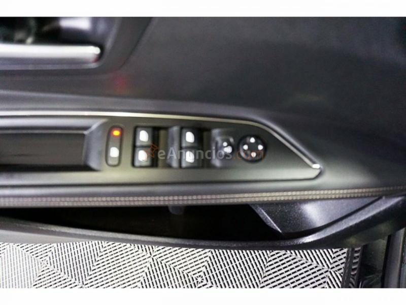 Peugeot 5008 GTLine 1.6L BlueHDi 88kW 120CV S&S 7 Plazas 