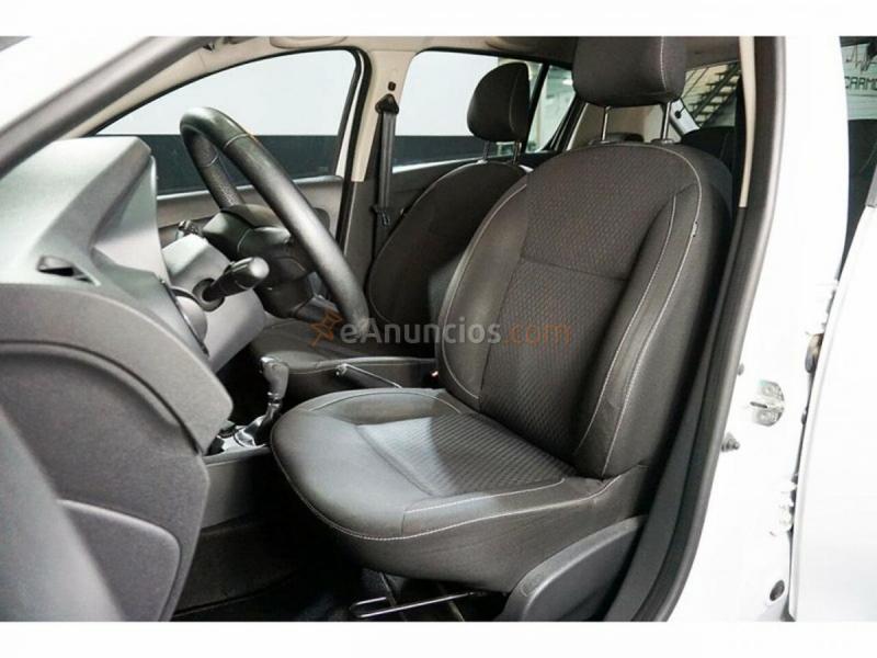 Dacia Sandero 1.0 TCE LAUREATE 90CV EASYR AUTOMATICO 