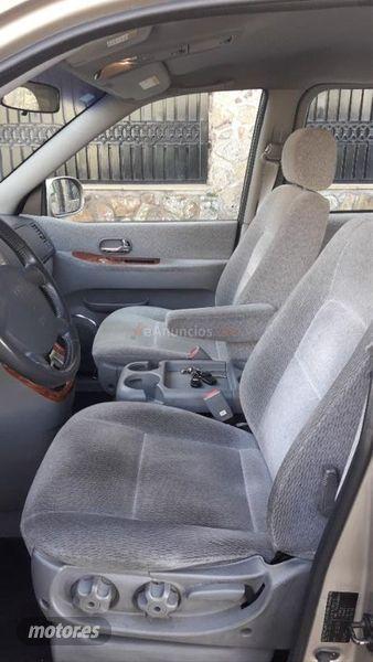 Kia Carnival 2.9 CRDi LX de 2003 con 175.000 Km por 2.200 EUR. en Madrid