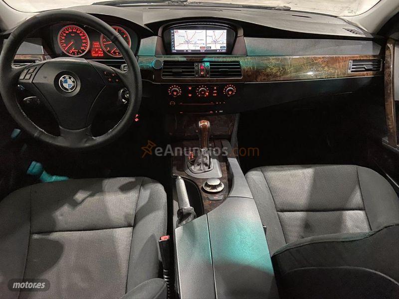 BMW Serie 5 525D TOURING de 2005 con 320.000 Km por 4.900 EUR. en Salamanca