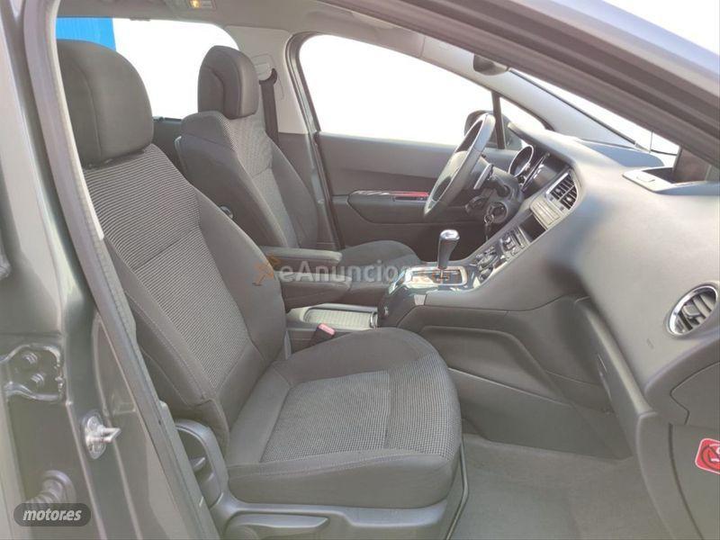 Peugeot 5008 Premium 1.6 HDI 112 FAP CMP de 2011 con 116.000 Km por 9.900 EUR. en Malaga