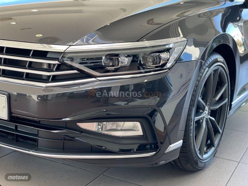 Volkswagen Passat Variant RLine 2.0 TDI 147kW 200CV DSG de 2021 por 54.980 EUR. en Madrid