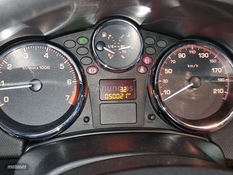 Peugeot 207 CC 1.6 VTi 16v 120 de 2007 con 50.000 Km por 5.999 EUR. en Madrid