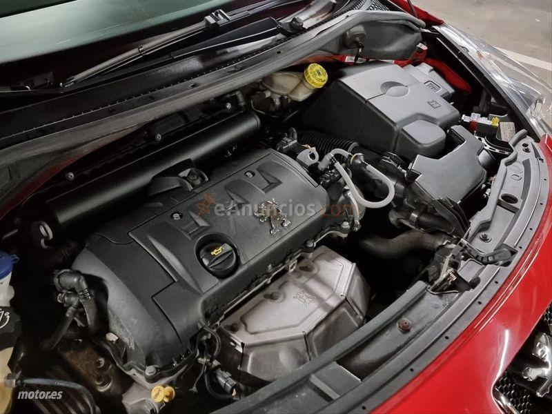 Peugeot 207 CC 1.6 VTi 16v 120 de 2007 con 50.000 Km por 5.999 EUR. en Madrid