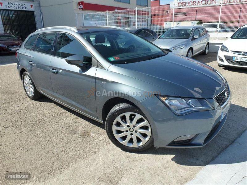 Seat Leon ST 1.6 TDI 110cv StSp Style de 2015 con 120.000 Km por 10.499 EUR. en Madrid