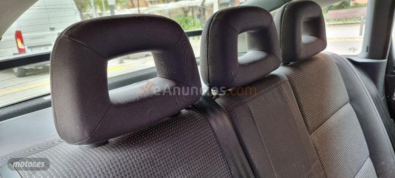 Audi A2 1.4 TDI 90CV de 2005 con 220.000 Km por 3.390 EUR. en Barcelona