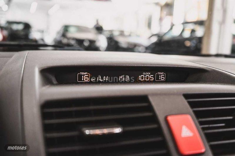 Honda Accord TOURER 2.4 Executive Piel Nav Auto de 2004 con 175.000 Km por 4.999 EUR. en Barcelona