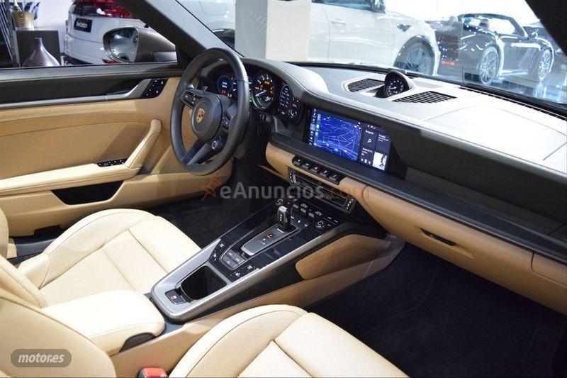 Porsche 911 Carrera 4S Cabriolet de 2021 con 4.721 Km por 183.900 EUR. en Barcelona