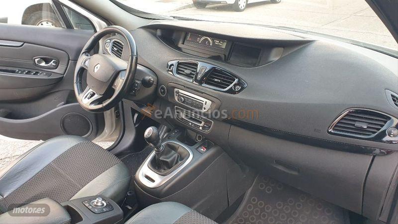 Renault Grand Scenic Bose Edition Energy dCi 130 eco2 de 2013 con 378.000 Km por 2.950 EUR. en Madrid