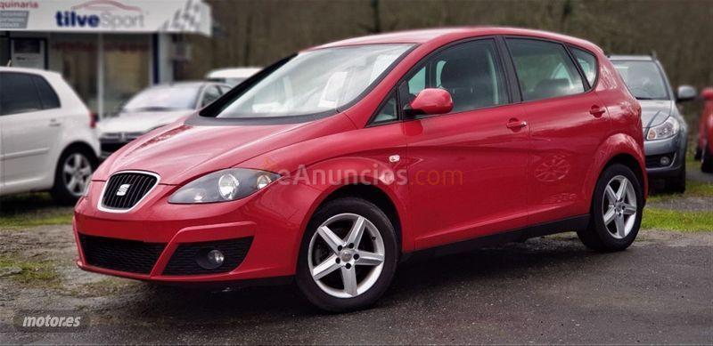 Seat Altea 1.6 TDI 105cv Style EEcomotive de 2011 con 140.000 Km por 8.490 EUR. en Pontevedra
