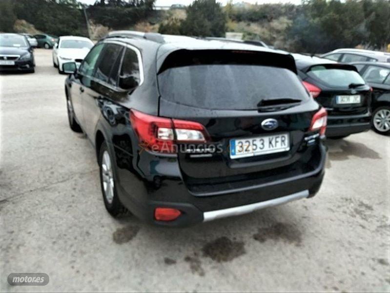 Subaru Outback 2.0 TD Executive Plus CVT Lineartron AWD de 2018 con 43.000 Km por 26.490 EUR. en Madrid