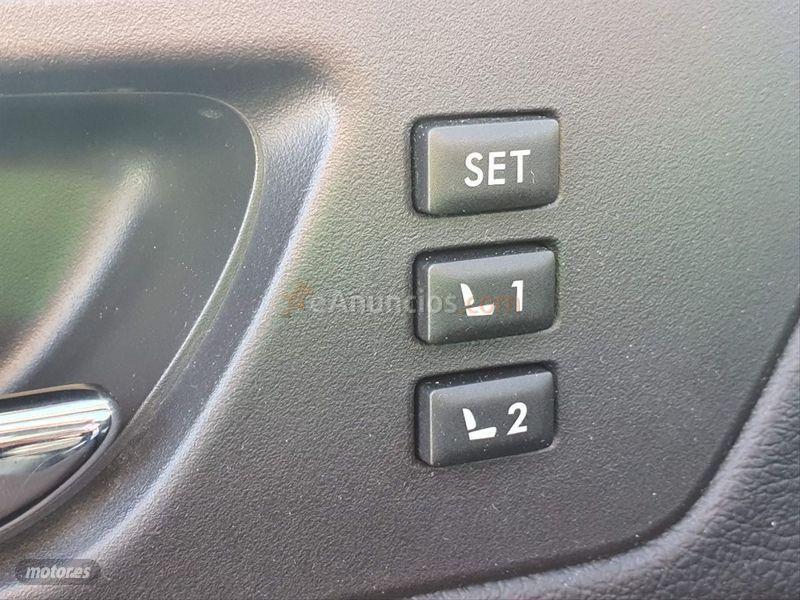 Subaru Outback 2.0 Diesel Executive Plus CVT Lineartr de 2014 con 216.480 Km por 7.900 EUR. en Cadiz