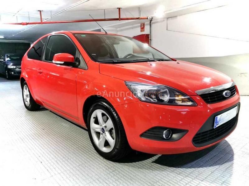 Ford Focus 1.6 Trend 100cv. Impecable Como nuevo. 