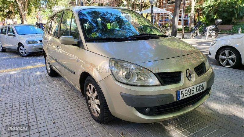 Renault Grand Scenic Exception 7 plazas 2.0dCi EU4 de 2008 con 150.000 Km por 3.990 EUR. en Barcelona