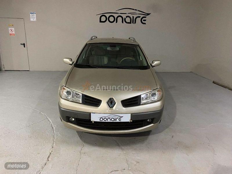Renault Megane Grand Tour Privilege 1.9dCi de 2008 con 200.000 Km por 4.800 EUR. en La Coruna