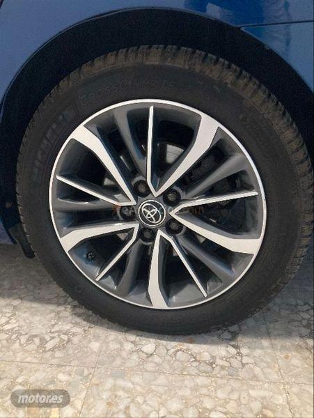 Toyota Avensis 2.0 150D EXECUTIVE TS de 2016 con 149.000 Km por 13.500 EUR. en Murcia