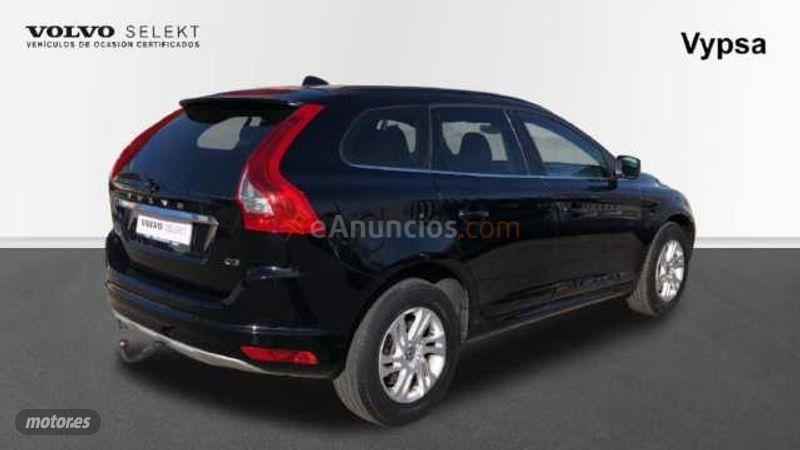 Volvo XC 60 2.0 D3 MOMENTUM 150 5P de 2017 con 99.183 Km por 26.500 EUR. en Cordoba