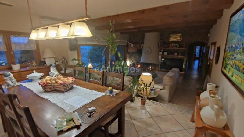 CASA EN PRECIOSA FINCA RUSTICA CON AMPLIO TERRENOS PARA CULTIVAR EN CALDERS.