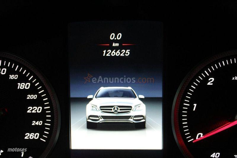 Mercedes Clase C C 220 d Estate de 2016 con 126.599 Km por 23.900 EUR. en Valladolid