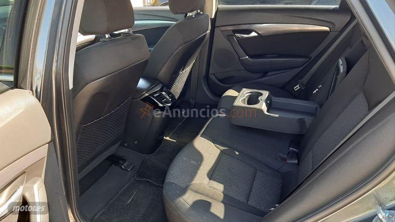 Hyundai i40 CW 1.7 CRDi 85kW 115CV BlueDrive Tecno de 2017 con 195.000 Km por 9.799 EUR. en Madrid