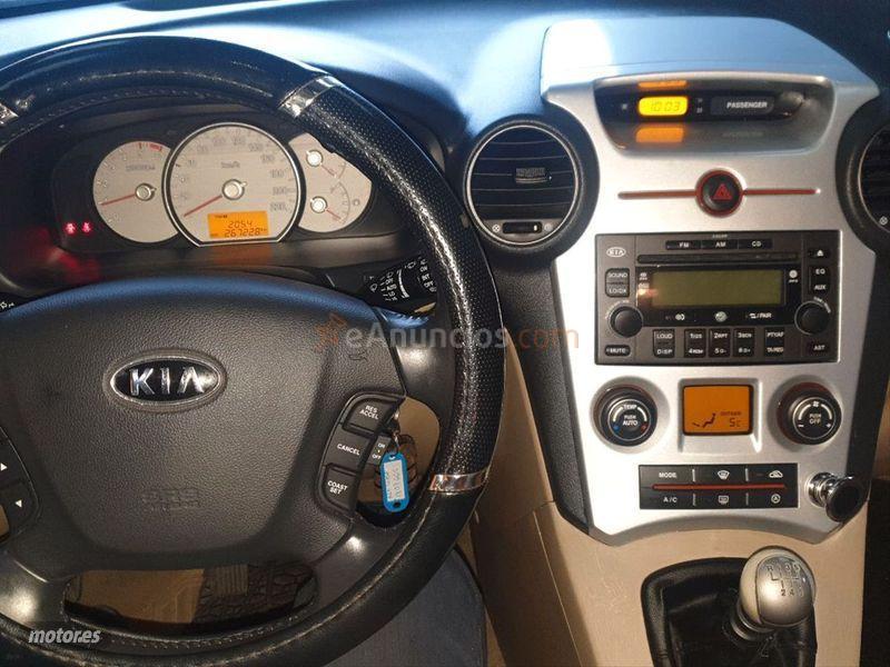Kia Carens 2.0 CRDI VGT 140cv Emotion 5 plazas de 2008 con 267.000 Km por 4.900 EUR. en Leon