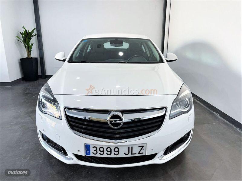 Opel Insignia ST 1.6 CDTI SS ecoFLEX 136 CV Selective de 2016 con 126.000 Km por 11.999 EUR. en Madrid