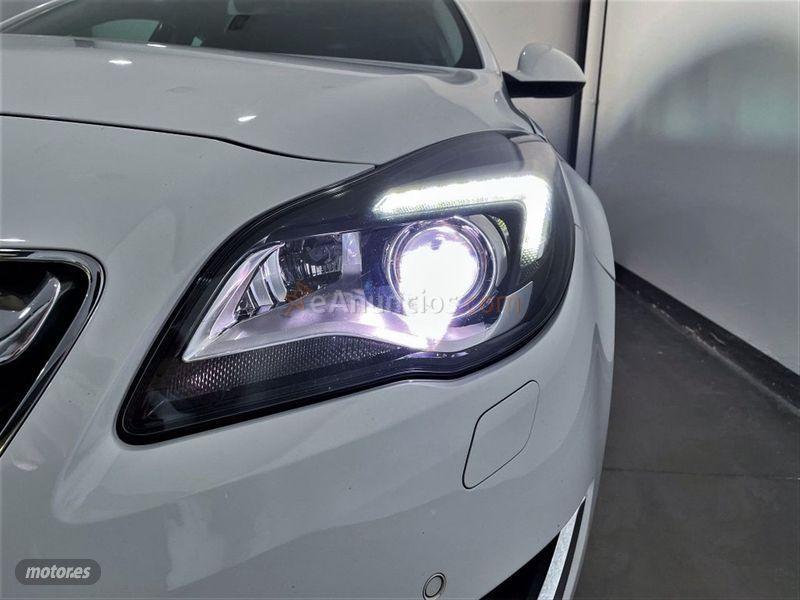 Opel Insignia ST 1.6 CDTI SS ecoFLEX 136 CV Selective de 2016 con 126.000 Km por 11.999 EUR. en Madrid