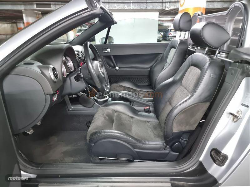 Audi TT Roadster 1.8 T 180CV quattro de 2005 con 195.000 Km por 9.995 EUR. en Madrid