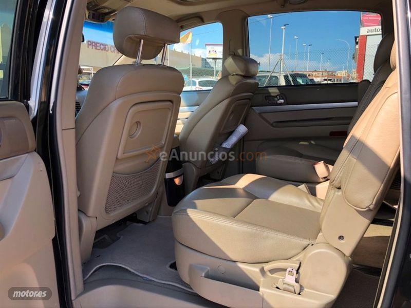 Ssangyong Rodius 270Xdi Limited Auto de 2006 con 148.000 Km por 7.750 EUR. en Alicante