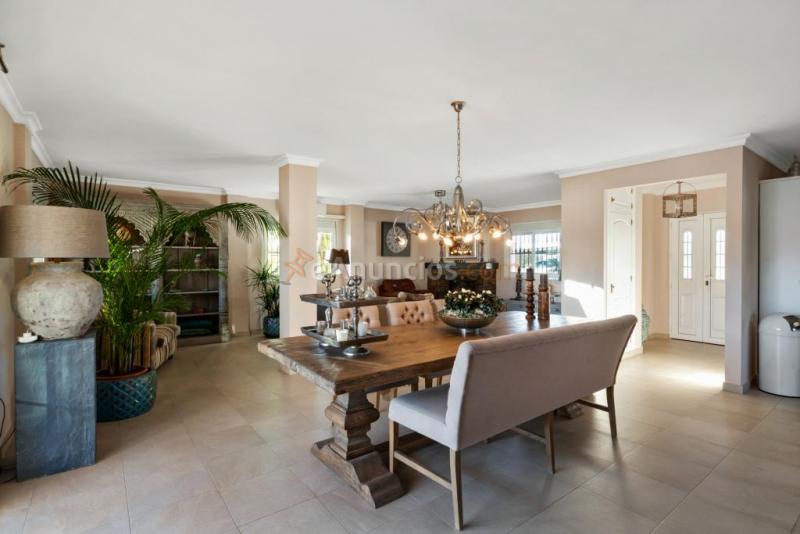 Casa-Chalet en Venta en Alhaurin El Grande Málaga