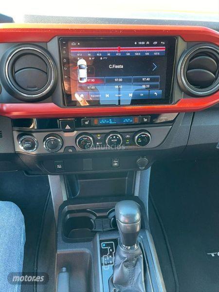 Toyota Hilux 2.4 D4D Cabina Doble VXL AT de 2017 con 99.200 Km por 49.990 EUR. en Ciudad Real