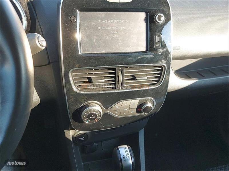 Renault Clio Sp. T. Zen TCe 66kW 90CV 18 de 2019 con 32.824 Km por 17.300 EUR. en Barcelona