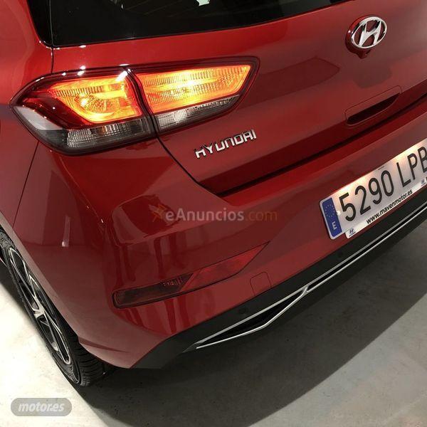 Hyundai i30 1.0 TGDI 48V Klass de 2021 con 10.390 Km por 19.500 EUR. en Badajoz