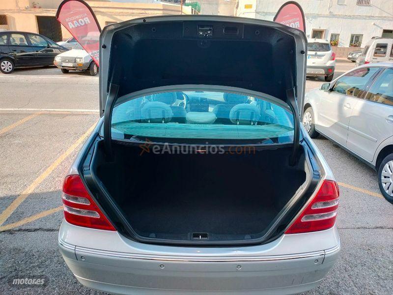 Mercedes Clase C C 320 4MATIC ELEGANCE AUTO de 2003 con 120.999 Km por 4.390 EUR. en Castellon