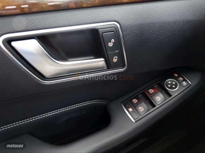 Mercedes Clase E E 200 BlueTEC Elegance Estate de 2015 con 56.897 Km por 22.940 EUR. en Sevilla